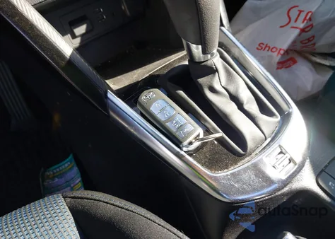 2018 Toyota Yaris Ia из США, поврежденный, VIN 3MYDLBYV1JY317976